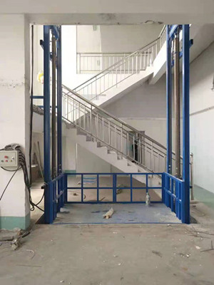 車間廠房,倉(cāng)庫(kù)用導(dǎo)軌式液壓升降機(jī)(圖1) 5255a07ebad3eb75b21d813c3200bb3.jpg