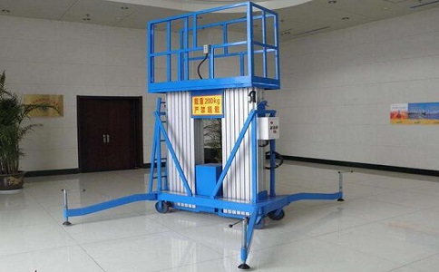 輔助行走鋁合金升降平臺(圖1) ? ?輔助行走鋁合金升降平臺(圖2)